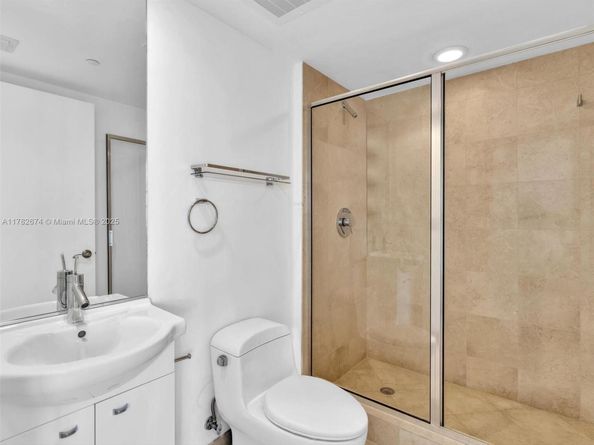 17201 Collins Ave 704, Sunny Isles Beach FL 33160