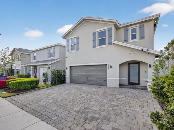 619 NE 5th St, Florida City FL 33034