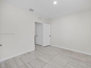 619 NE 5th St, Florida City FL 33034