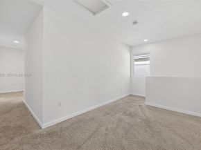 619 NE 5th St, Florida City FL 33034