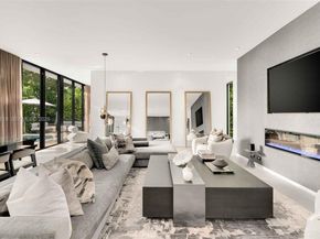 121 2nd Dilido Ter. Share A, Miami Beach FL 33139