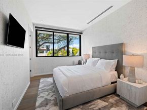121 2nd Dilido Ter. Share A, Miami Beach FL 33139