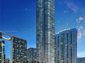 99 SE 5TH 7102, Miami FL 33131