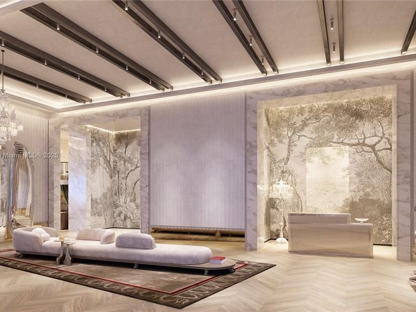 99 SE 5TH 7102, Miami FL 33131