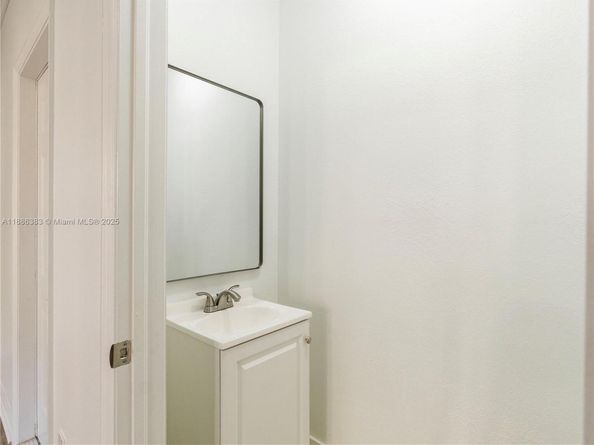 13761 SW 274th Ter, Homestead FL 33032