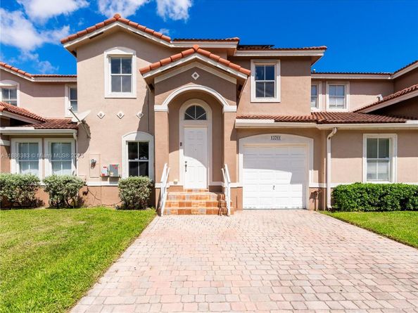 13761 SW 274th Ter, Homestead FL 33032