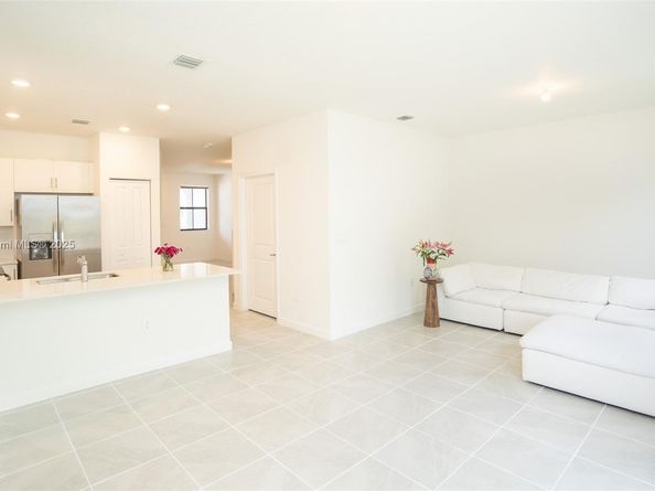 13410 SW 286th St, Homestead FL 33033
