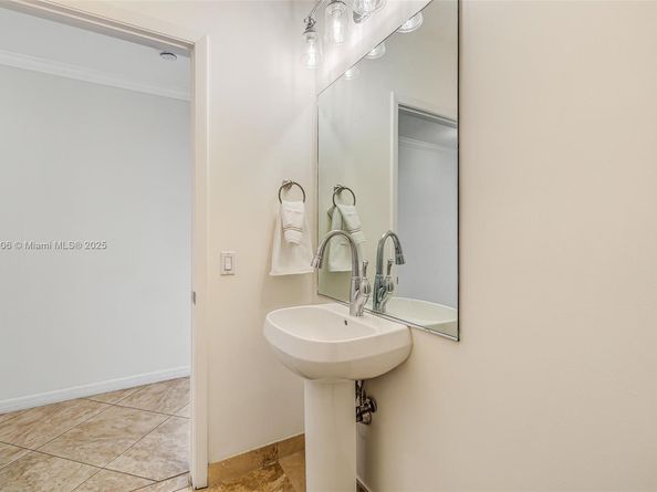 704 N Ocean Blvd 1001, Pompano Beach FL 33062