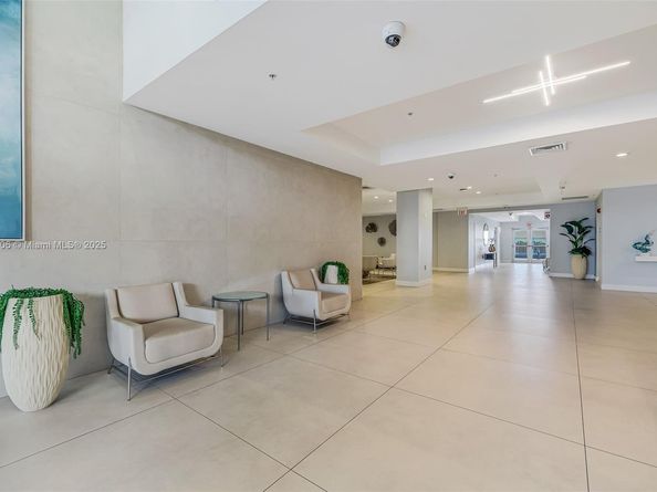 704 N Ocean Blvd 1001, Pompano Beach FL 33062