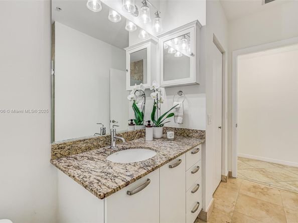 704 N Ocean Blvd 1001, Pompano Beach FL 33062