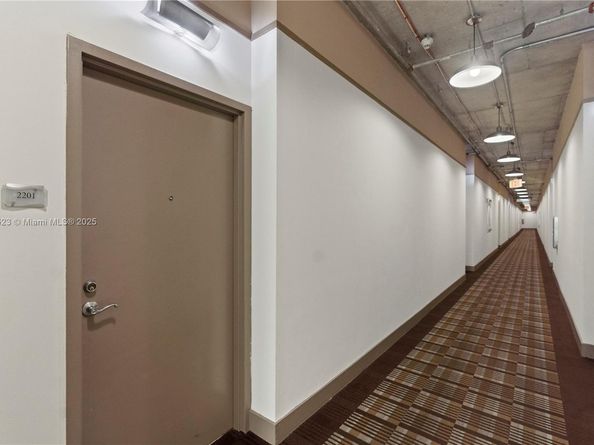 2001 Biscayne Blvd 2201, Miami FL 33137