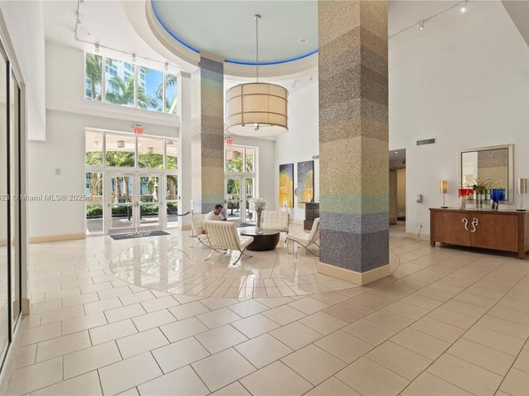 2001 Biscayne Blvd 2201, Miami FL 33137