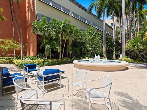 2001 Biscayne Blvd 2201, Miami FL 33137