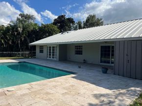 11501 SW 3rd St, Plantation FL 33325