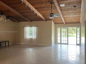 11501 SW 3rd St, Plantation FL 33325
