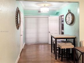 841 NE 139th St, North Miami FL 33161