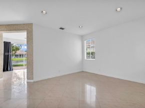 1386 Canary Island Dr, Weston FL 33327