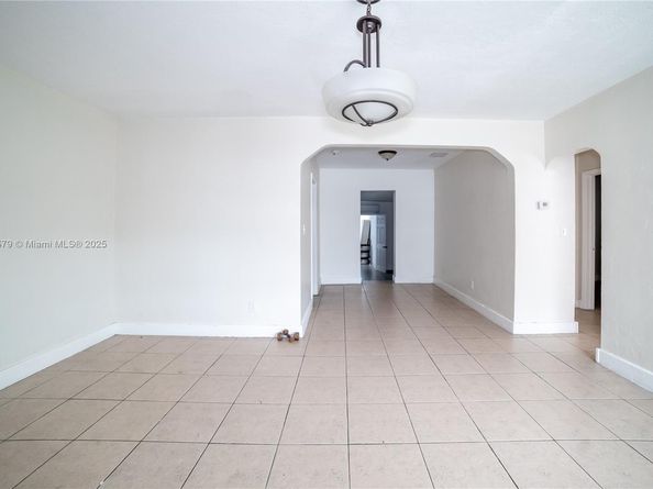 2501 NW 22nd Ave, Miami FL 33142