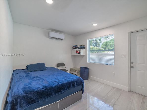 2501 NW 22nd Ave, Miami FL 33142
