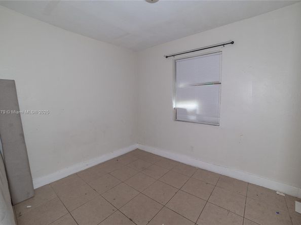 2501 NW 22nd Ave, Miami FL 33142