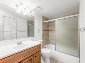 14006 SW 90th Ter 14006, Miami FL 33186