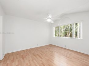 14006 SW 90th Ter 14006, Miami FL 33186