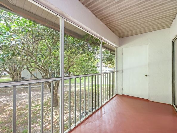 14006 SW 90th Ter 14006, Miami FL 33186