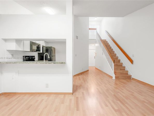 14006 SW 90th Ter 14006, Miami FL 33186