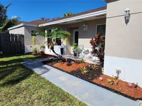 9829 SW 221st St, Cutler Bay FL 33190