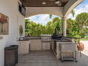 331 SW 124th Ave, Miami FL 33184