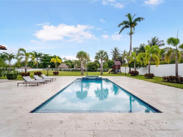 331 SW 124th Ave, Miami FL 33184