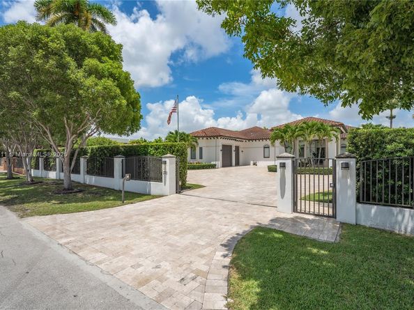 331 SW 124th Ave, Miami FL 33184