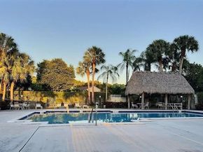 317 NW 109th Ave, Pembroke Pines FL 33026