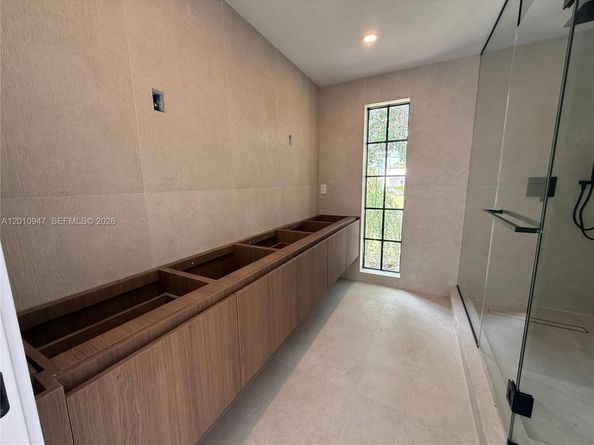 118 Sarto Ave, Coral Gables FL 33134
