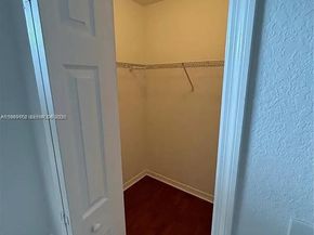 3783 NW 201st Ter, Miami Gardens FL 33055