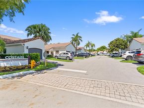 21200 Harbor Way 11811, Aventura FL 33180