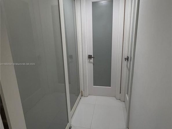 3550 NE 169th St 107 + 40ft Dock, North Miami Beach FL 33160