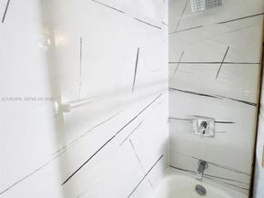 410 SE 2nd St 210, Hallandale Beach FL 33009