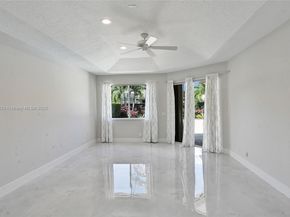 2553 Jardin Mnr, Weston FL 33327