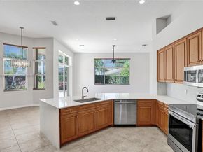 2553 Jardin Mnr, Weston FL 33327