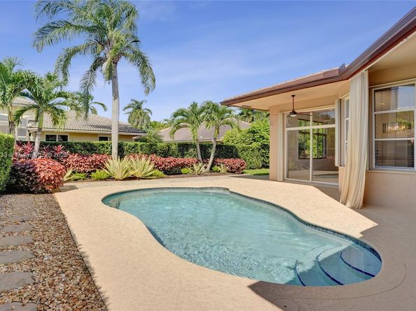 2553 Jardin Mnr, Weston FL 33327