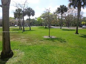 800 Cypress Park Way J1, Deerfield Beach FL 33064