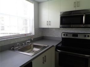 800 Cypress Park Way J1, Deerfield Beach FL 33064