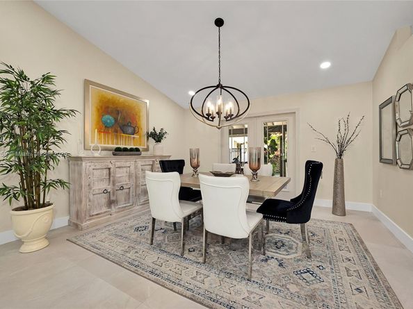 8375 SW 78th St, Miami FL 33143