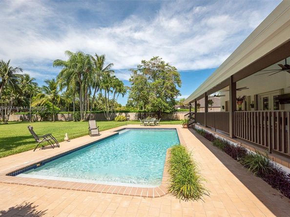8375 SW 78th St, Miami FL 33143