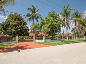 8375 SW 78th St, Miami FL 33143
