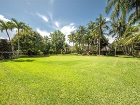 8375 SW 78th St, Miami FL 33143