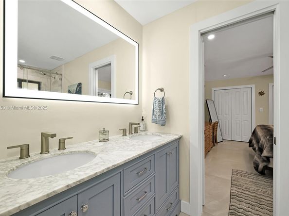 8375 SW 78th St, Miami FL 33143