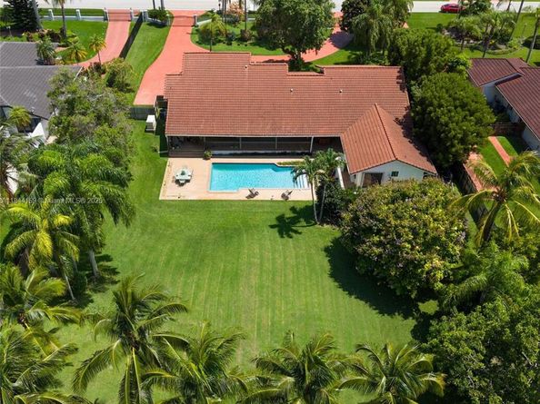 8375 SW 78th St, Miami FL 33143