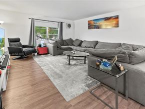 9 NE 19th Ct 219C, Wilton Manors FL 33305